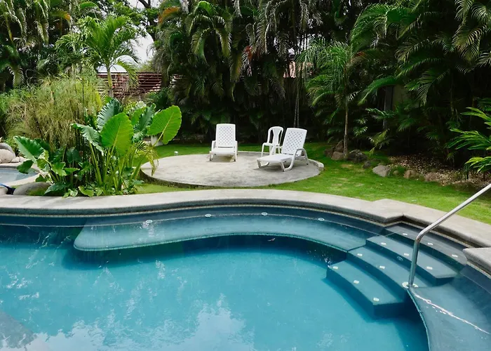 Birds Of A Feather 2br2ba Ocotal Coastal Retreat