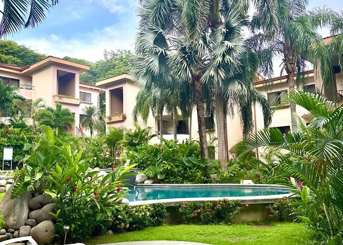 Birds Of A Feather 2br2ba Ocotal Coastal Retreat
